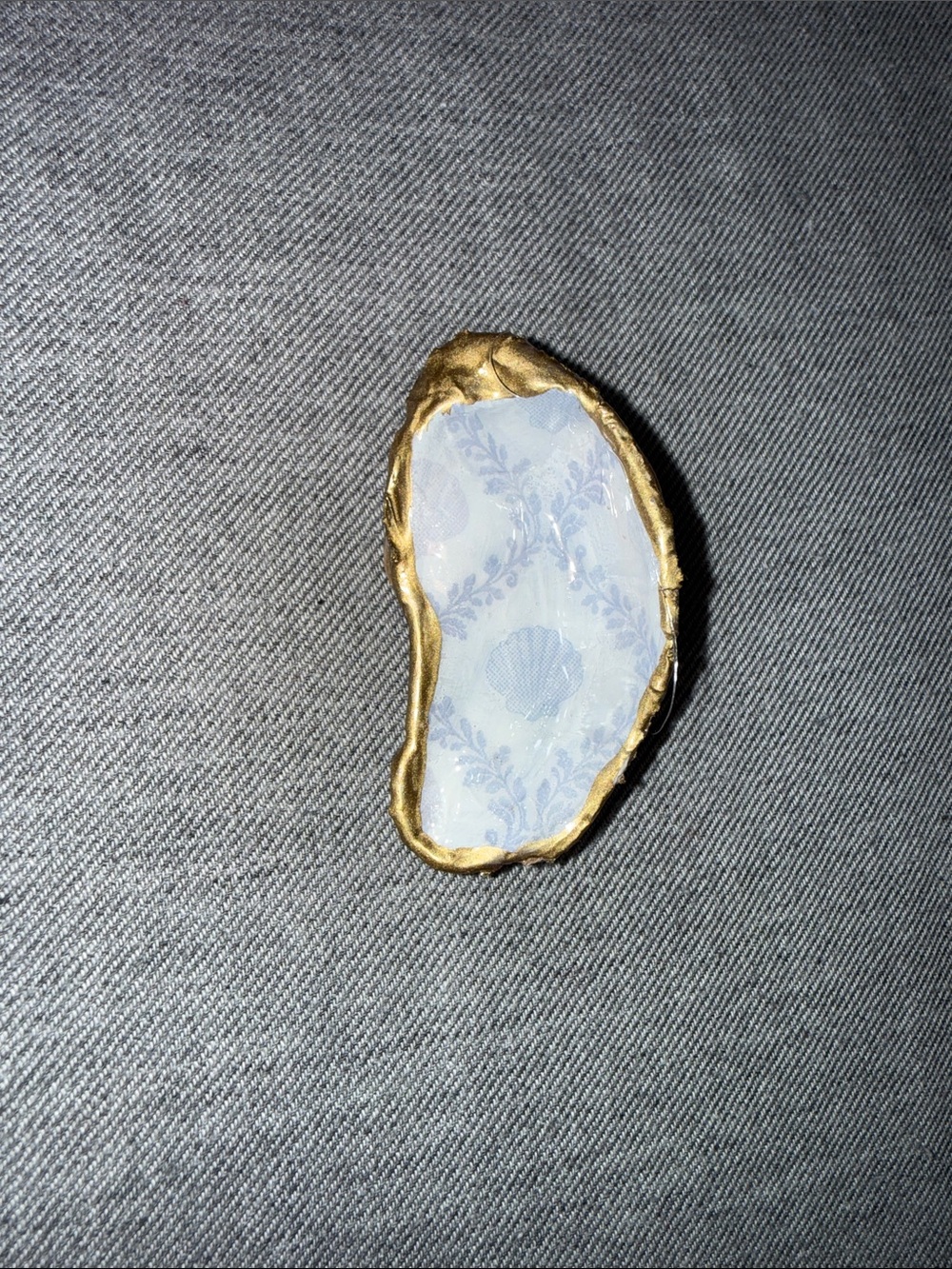 Handmade Blue Patterned Shell Magnet